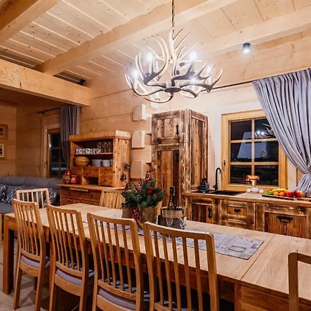 Gorskie Alpesi faház Murzasichle